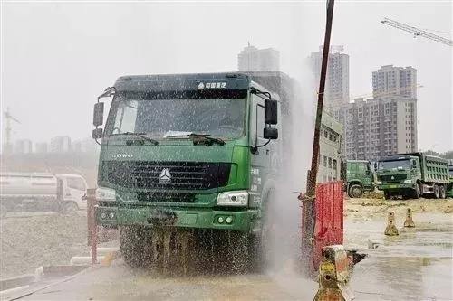 建筑工地揚塵噪音環(huán)境監(jiān)測及治理與PM2.5霧霾的關系 建筑工地揚塵噪音環(huán)境監(jiān)測及治理與PM2.5霧霾的關系