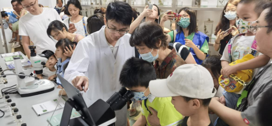 廣東省廣州生態(tài)環(huán)境監(jiān)測中心站 廣州市環(huán)境保護宣傳教育中心共同舉辦“建設(shè)人與自然和諧共生的現(xiàn)代化”環(huán)境日科普宣教活動 架起公眾環(huán)保“連心橋” 廣東省廣州生態(tài)環(huán)境監(jiān)測中心站 廣州市環(huán)境保護宣傳教育中心共同舉辦“建設(shè)人與自然和諧共生的現(xiàn)代化”環(huán)境日科普宣教活動 架起公眾環(huán)保“連心橋”